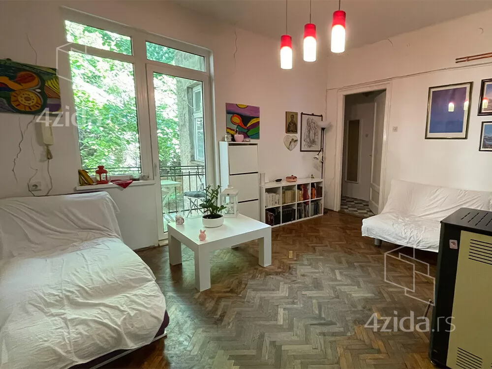 Četvoroiposoban stan | 4zida