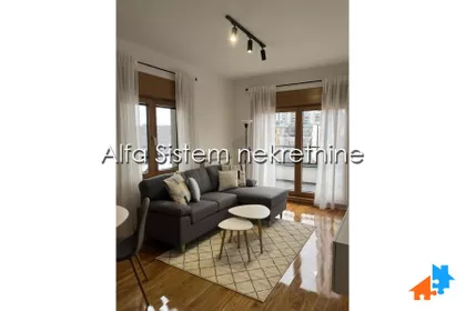 Crveni Krst Vračar | 4zida.rs