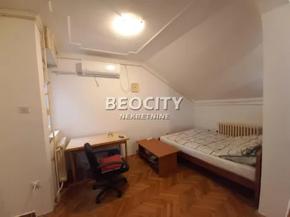 Pap Pavla | 4zida.rs