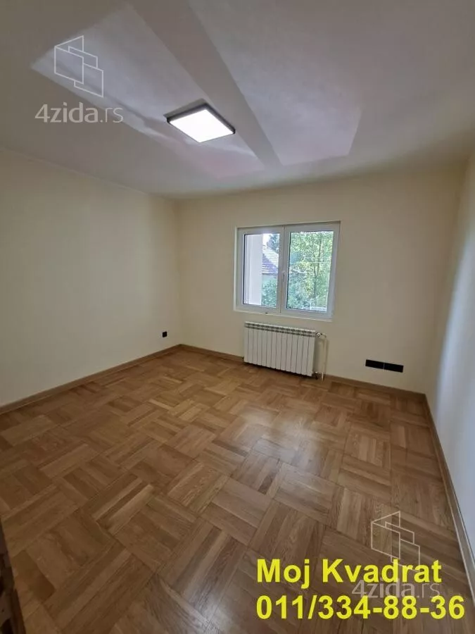 Četvoroiposoban stan | 4zida