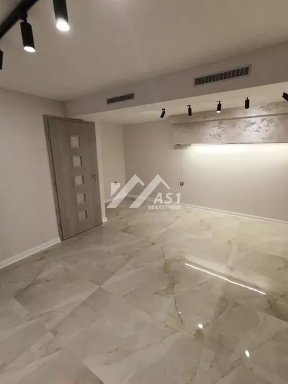 Toplice Milana | 4zida.rs