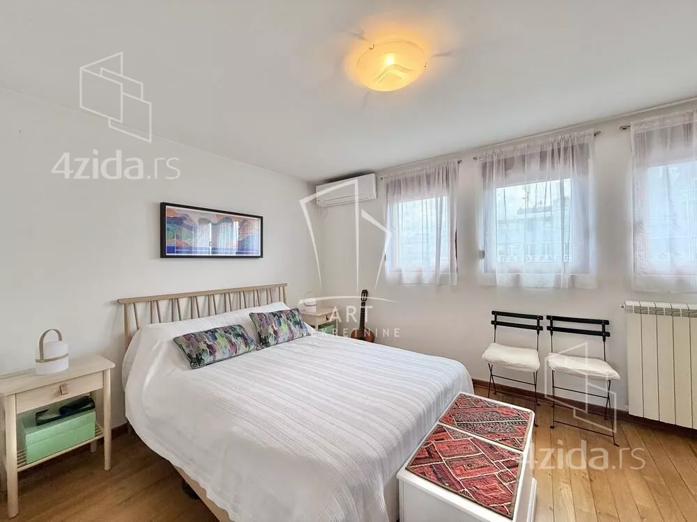 Četvoroiposoban stan | 4zida