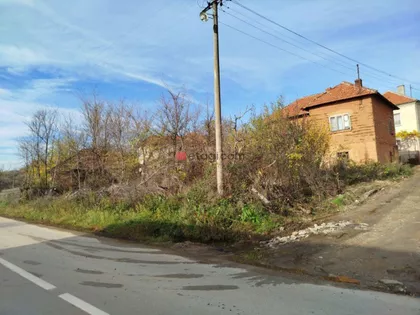 Okolne lokacije | 4zida.rs