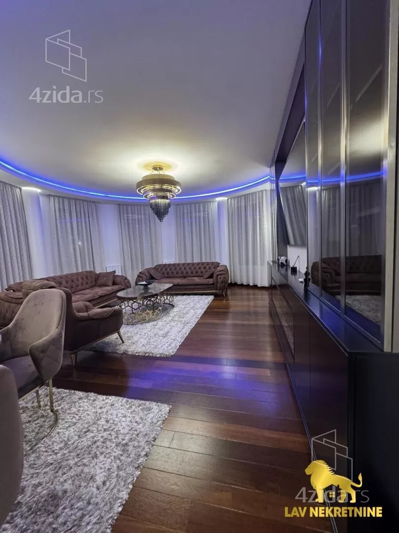 Troiposoban stan | 4zida