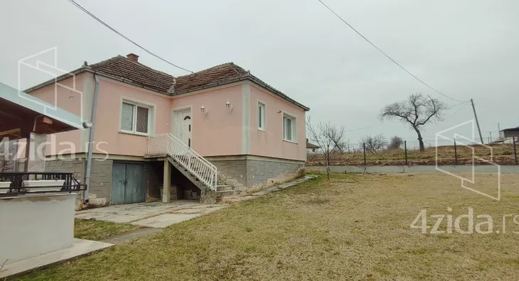 2-etažna kuća na prodaju, Đuriselo, 400.000€, 250m² - stampaj