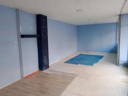 Crveni Pevac | 4zida.rs