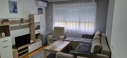 Sremska | 4zida.rs