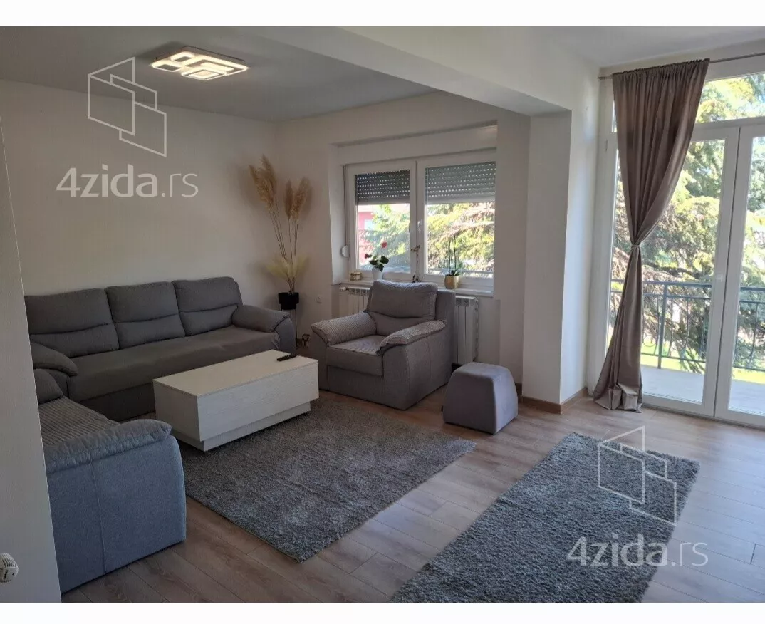 3-etažna kuća | 4zida