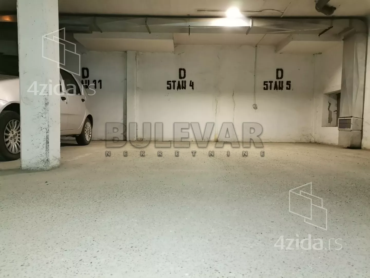 Garaža | 4zida