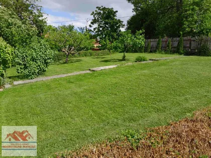 Okolne lokacije | 4zida.rs