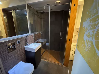 Autokomanda | 4zida.rs