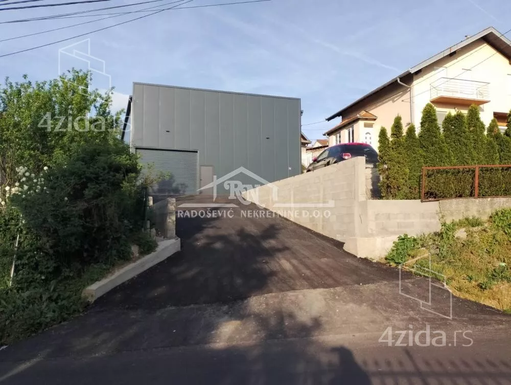Poslovni prostor | 4zida