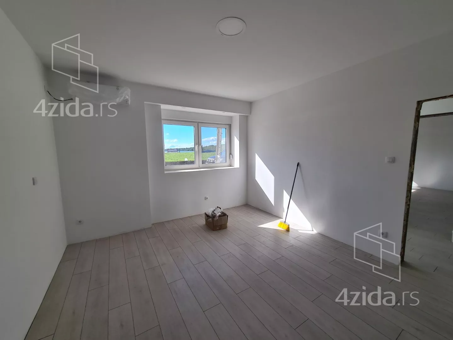 Turistički objekat | 4zida