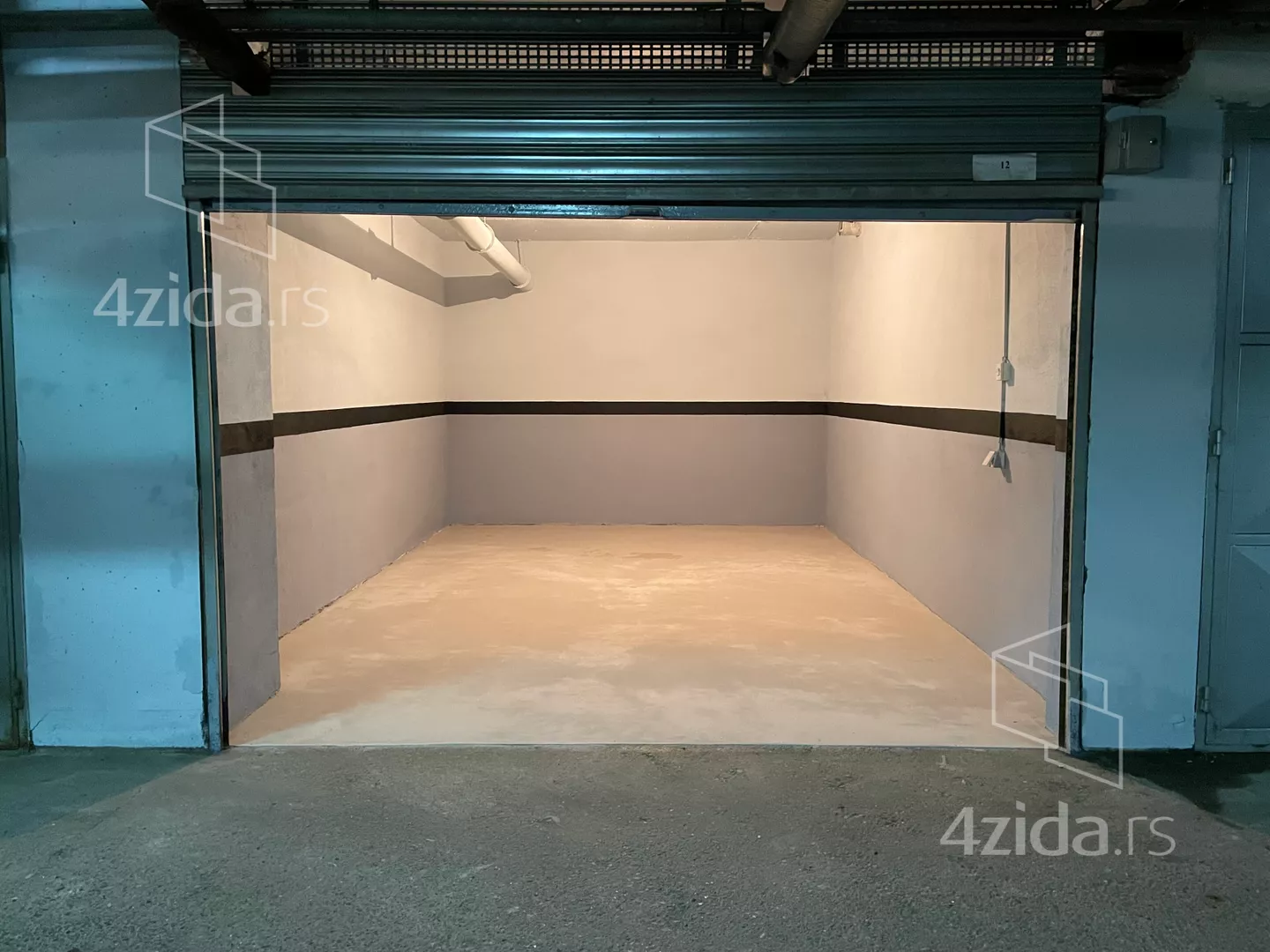Garaža | 4zida