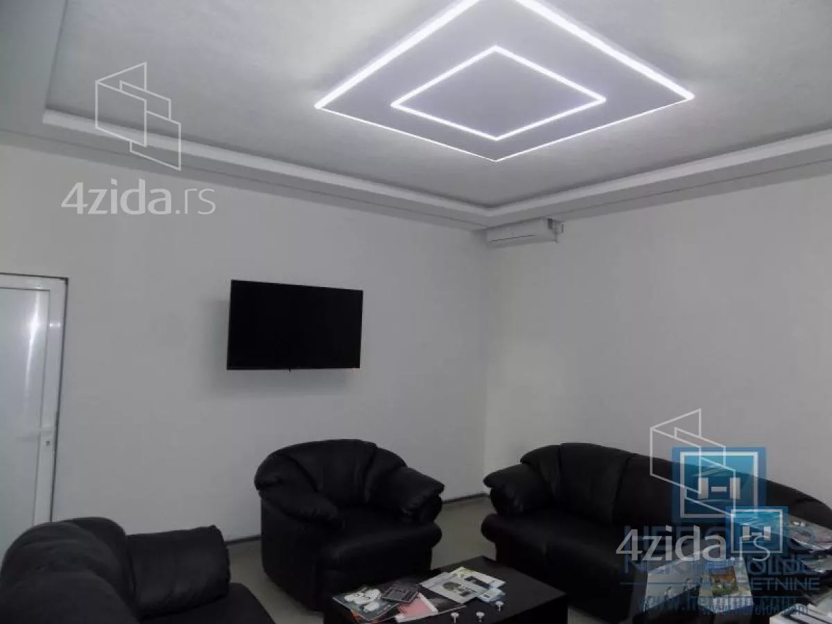 Hala | 4zida