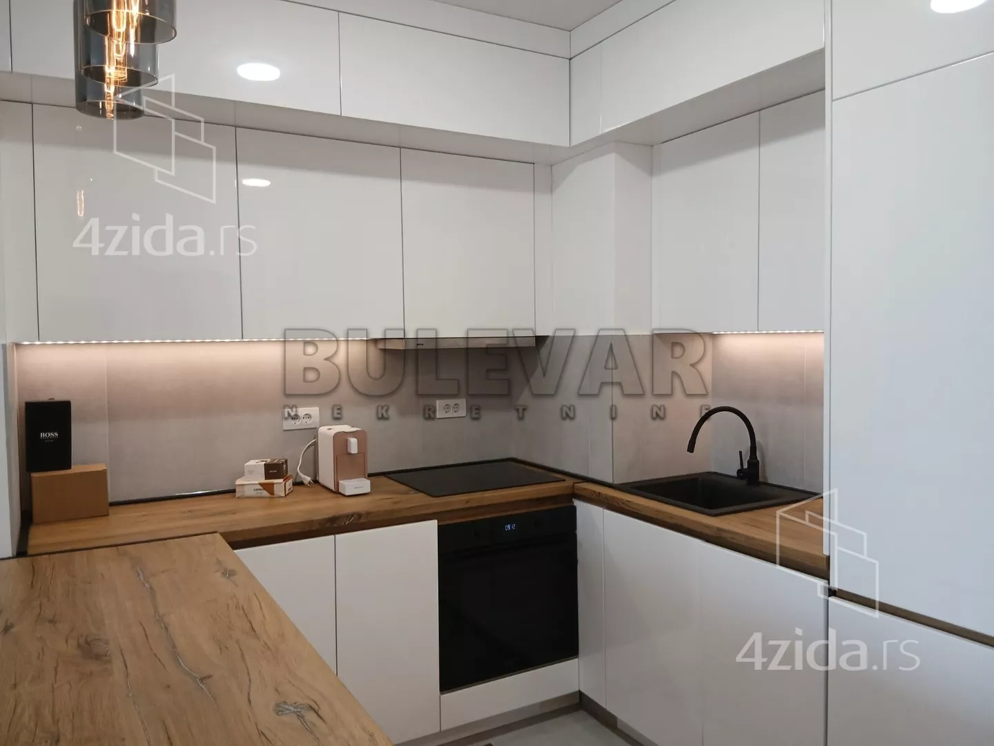 Garsonjera | 4zida