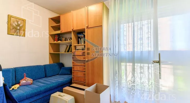 Troiposoban stan | 4zida