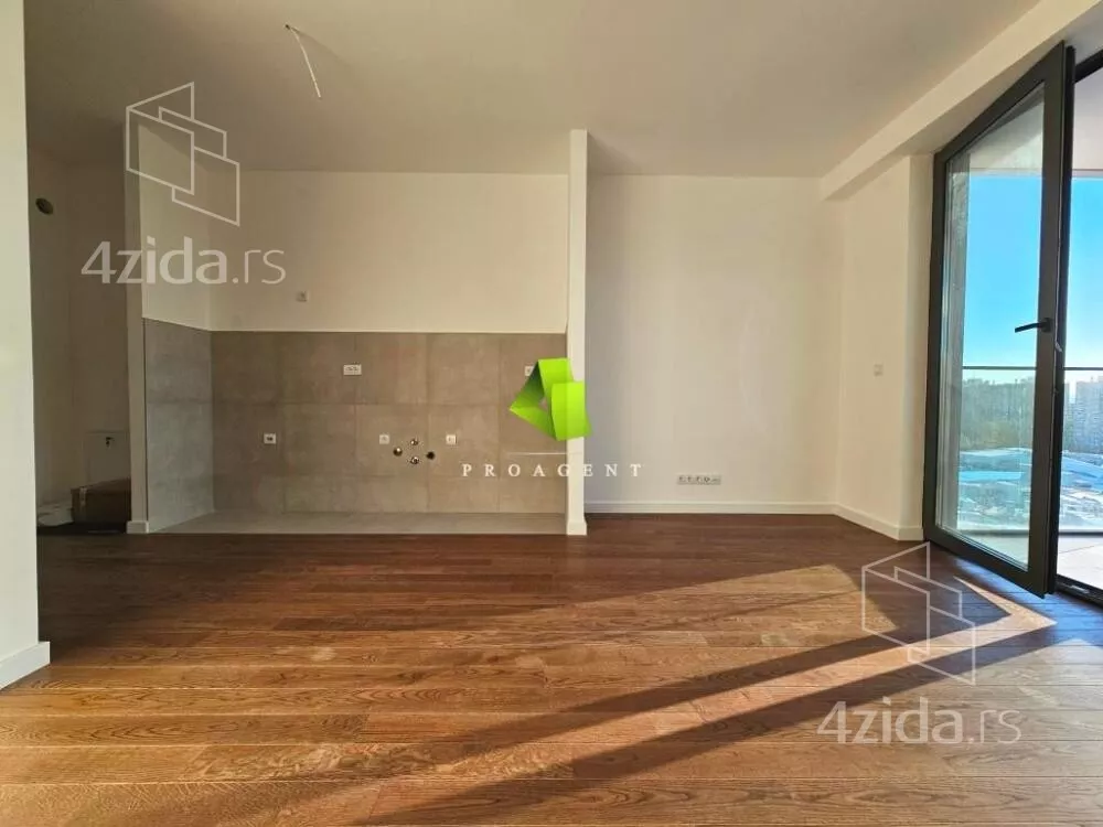 Garsonjera | 4zida