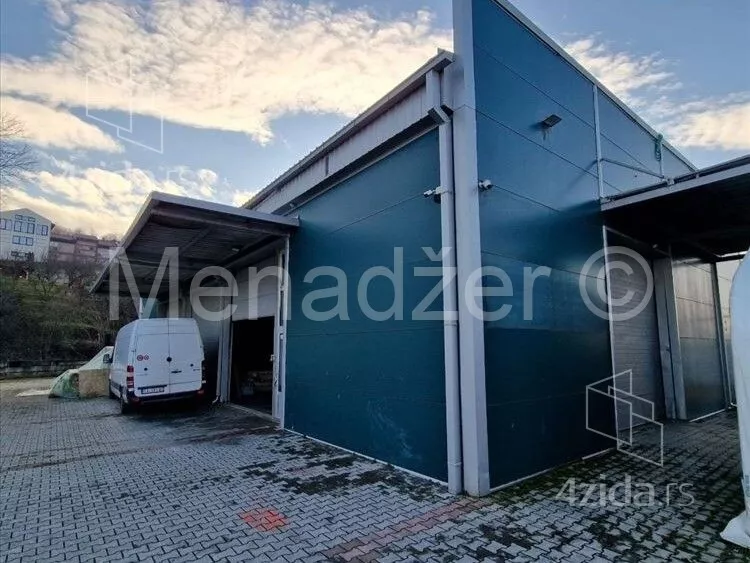 Poslovni prostor | 4zida