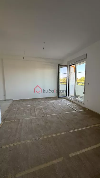 Sremska Kamenica | 4zida.rs