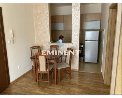 Niška | 4zida.rs