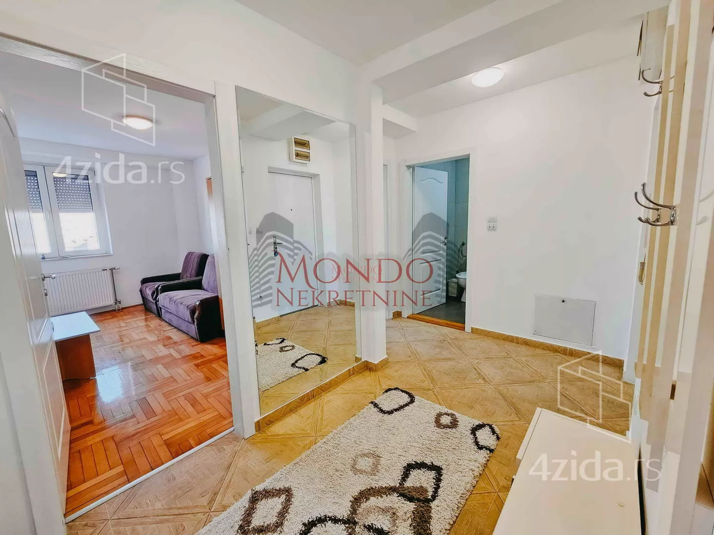 Dvoiposoban stan | 4zida