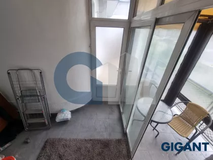 Ustanička | 4zida.rs