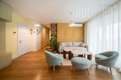 KALENIĆ PIJACA | 4zida.rs