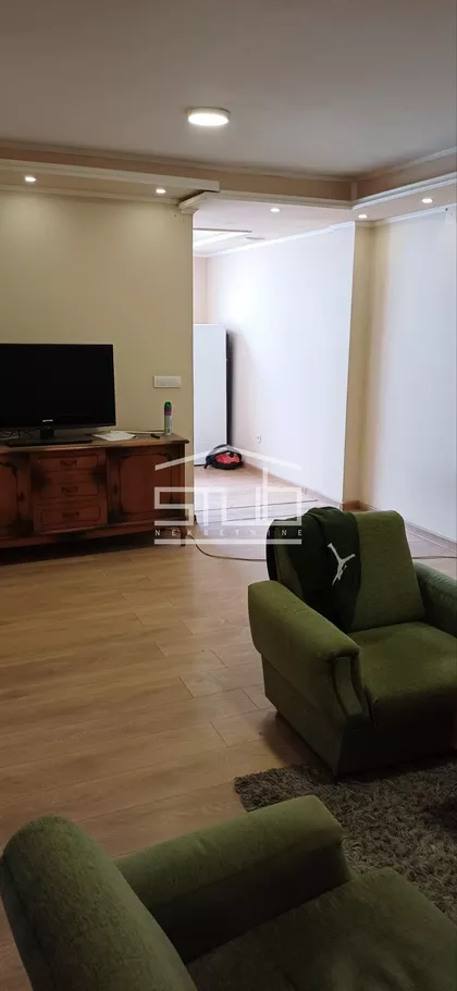 Železnik | 4zida.rs