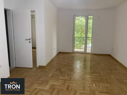 Nemanjina | 4zida.rs