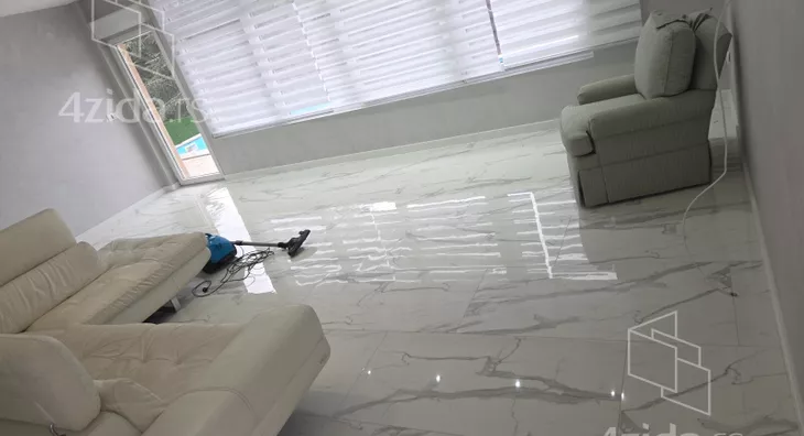 5-etažna kuća | 4zida