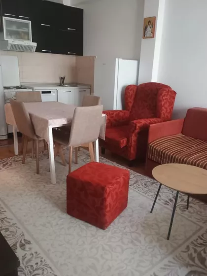 Gvozdićeva | 4zida.rs