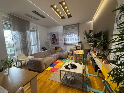 Sremska Kamenica | 4zida.rs