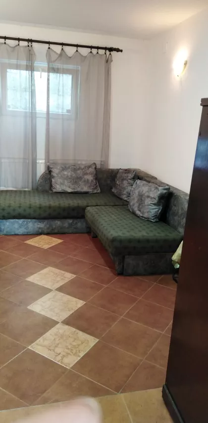 Zemljoradnička 127 a | 4zida.rs