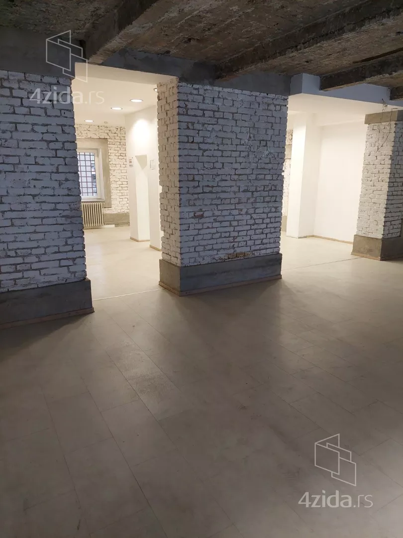 Poslovni prostor | 4zida