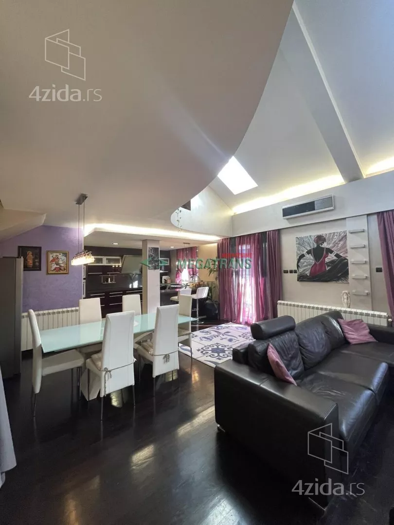 Šestosoban stan | 4zida