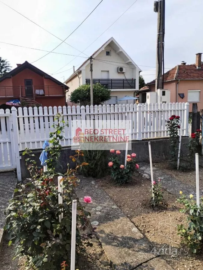 Kuća | 4zida