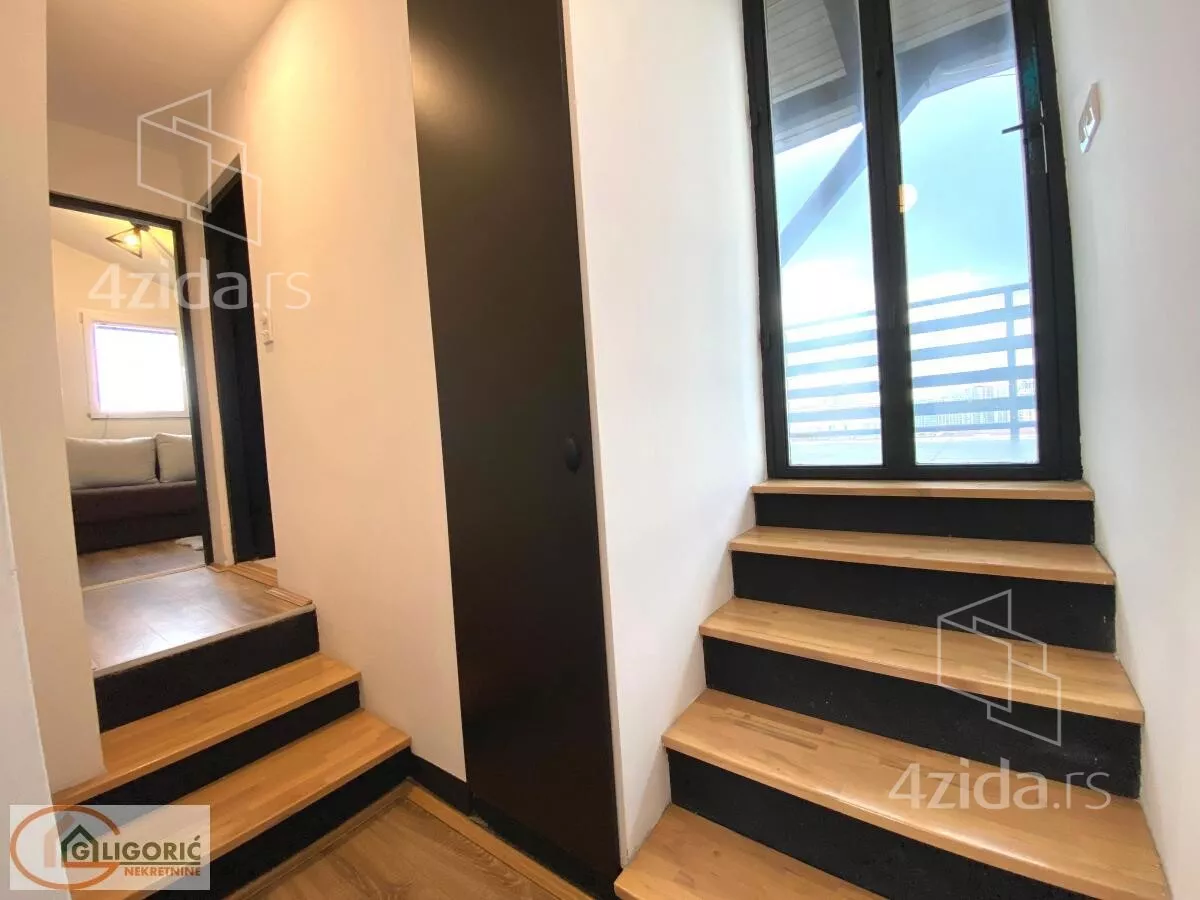 Petosoban stan | 4zida