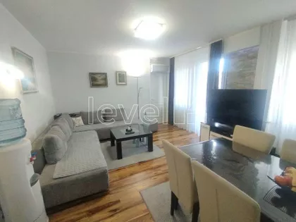 Novo Naselje | 4zida.rs