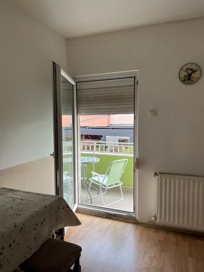 Milovana Glišića 48 | 4zida.rs
