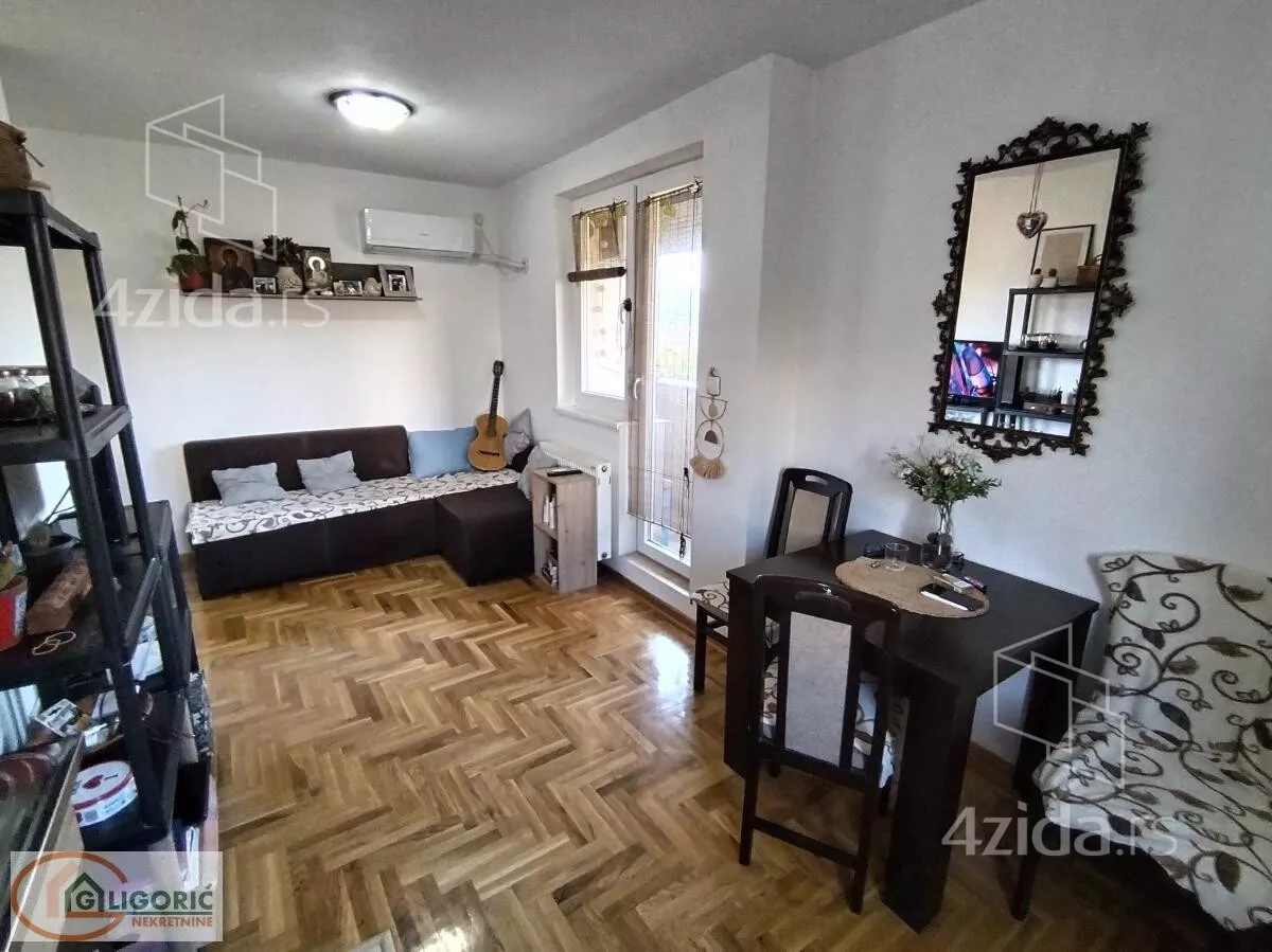 Garsonjera | 4zida