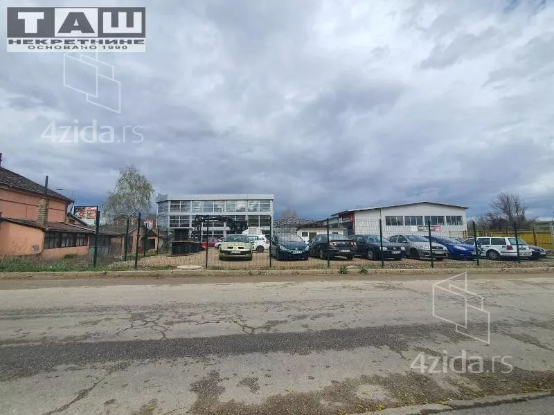 Plac | 4zida