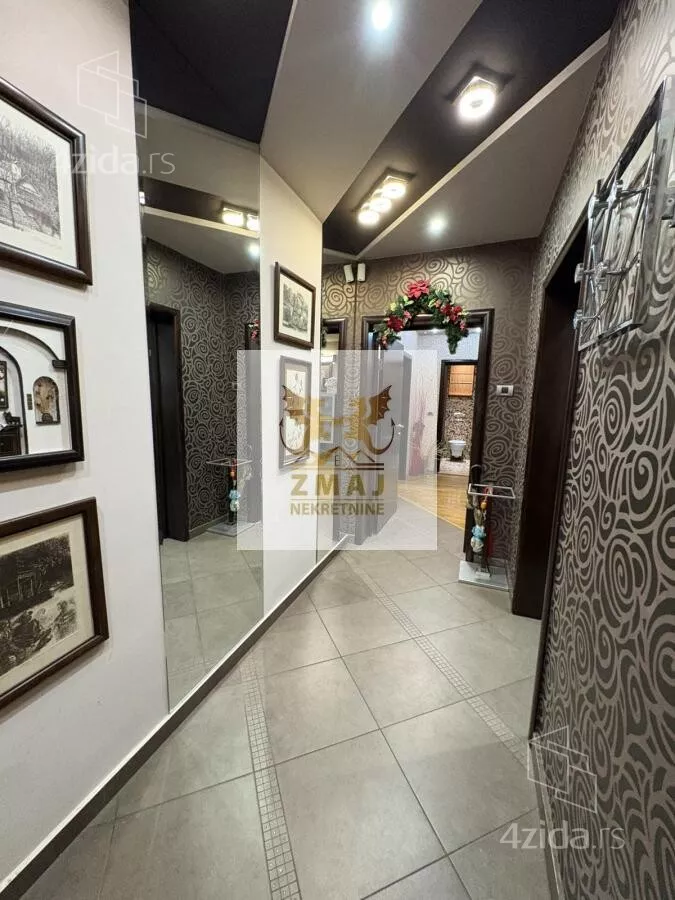 Petosoban stan | 4zida