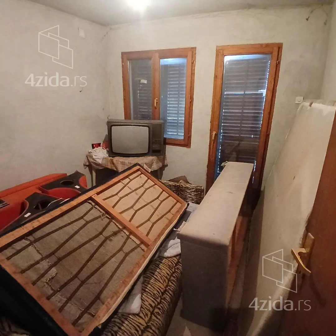 3-etažna kuća | 4zida