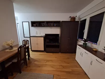 Nemanjina | 4zida.rs