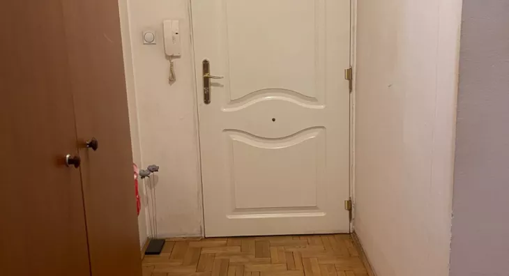 Šestosoban stan | 4zida