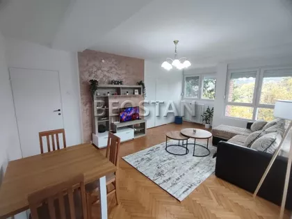 Pariske Komune | 4zida.rs