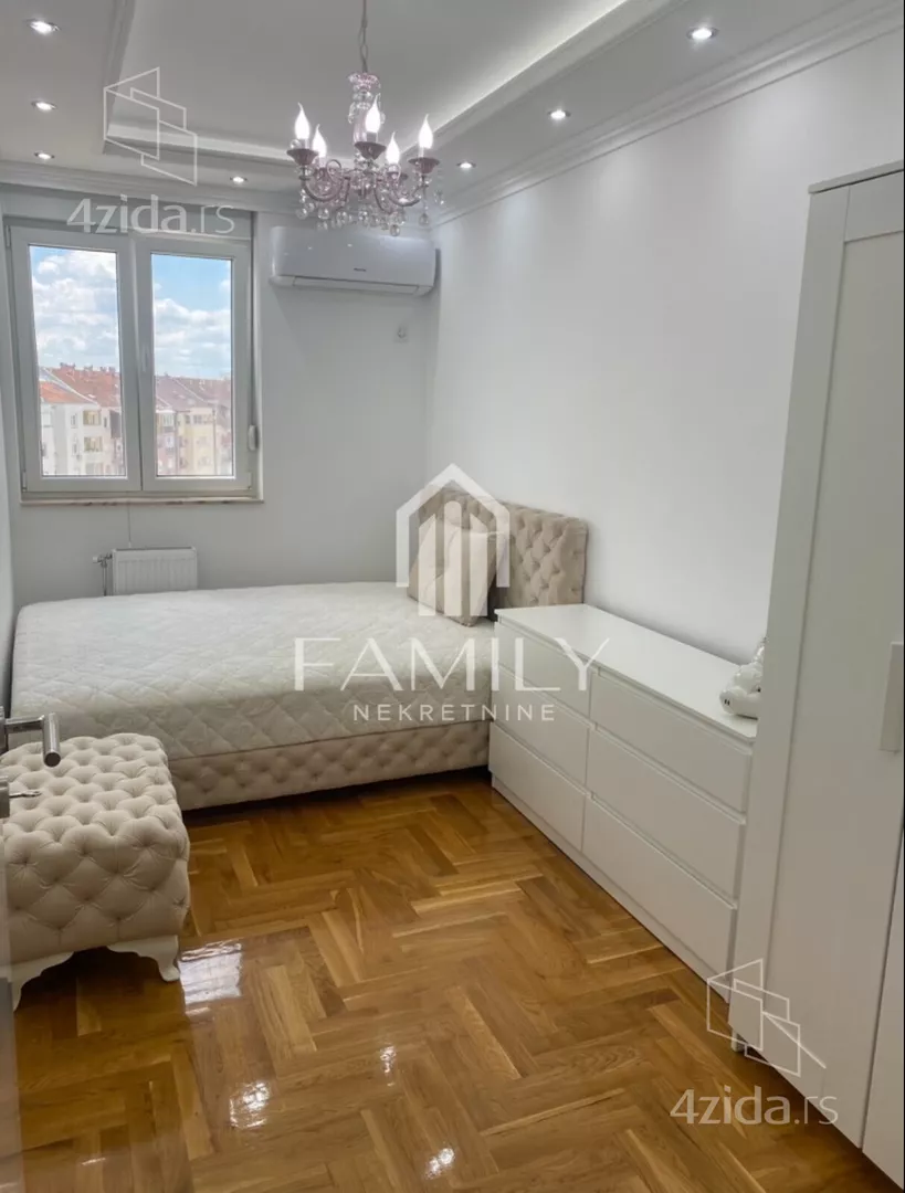 Troiposoban stan | 4zida