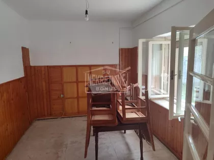Mali Radanovac | 4zida.rs
