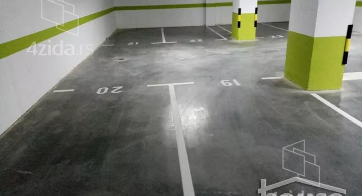 Garaža | 4zida